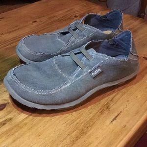 Cushe canvas slip-on shoe size 10 mens